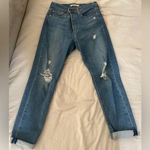 Levi’s Wedgie Skinny Size 28